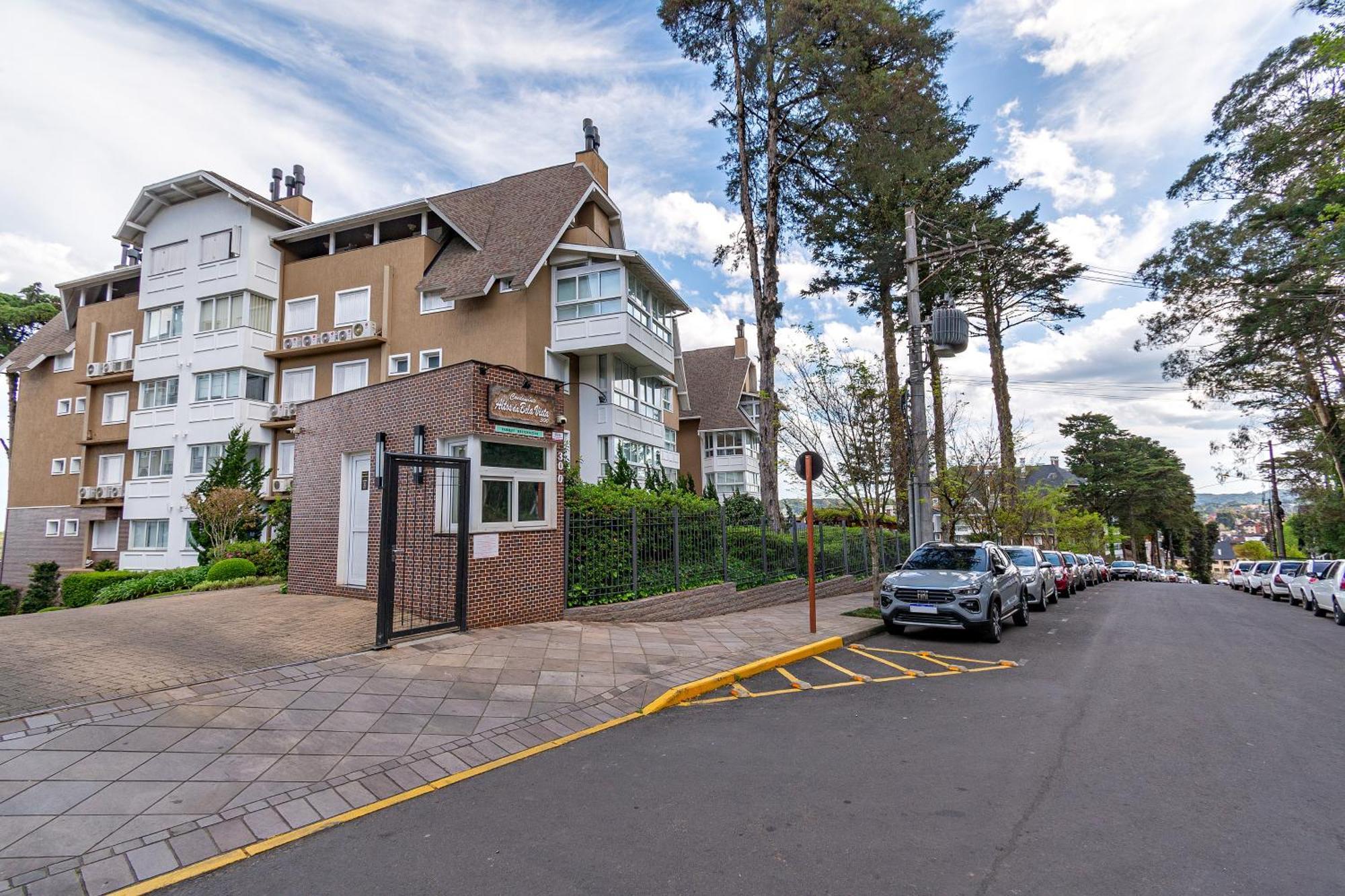 Luxuoso Apartamento Central Para 10 Pessoas Gramado Luaran gambar
